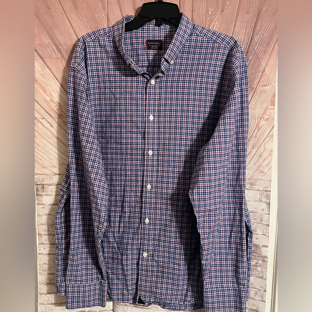 UNTUCKit Men's Plaid Shirt - Navy and Red